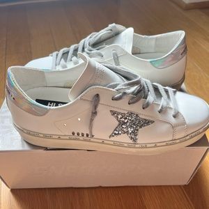 Golden Goose Sneakers hi star